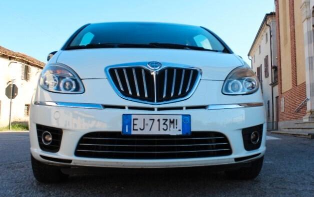 Lancia MUSA 1.4 8V Ecochic (GPL) SILVER ESTERNO PERFETTO INTERNO COME NUOVA