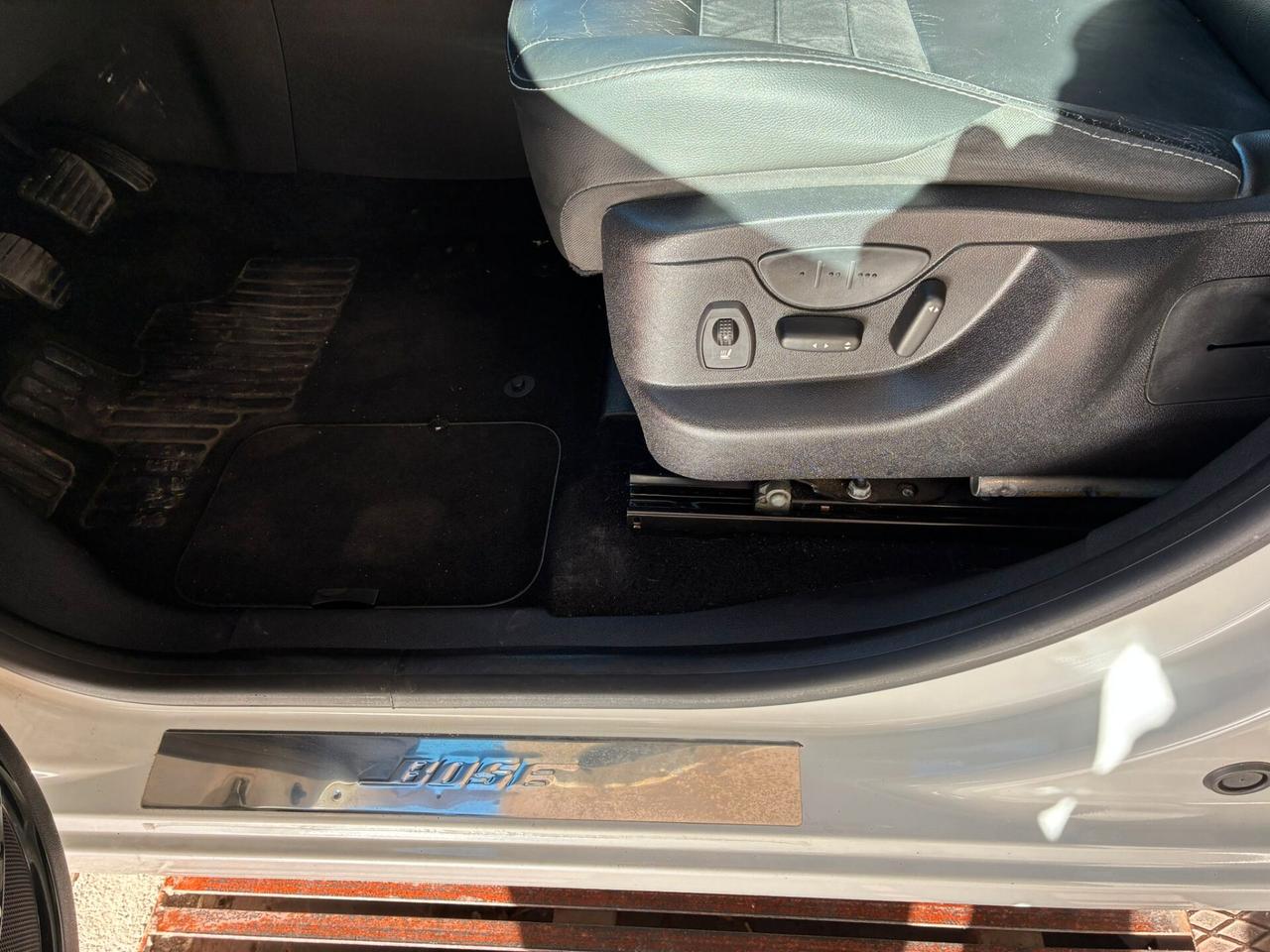 Renault Scenic1.6dCi130CV Tetto navi retro-12