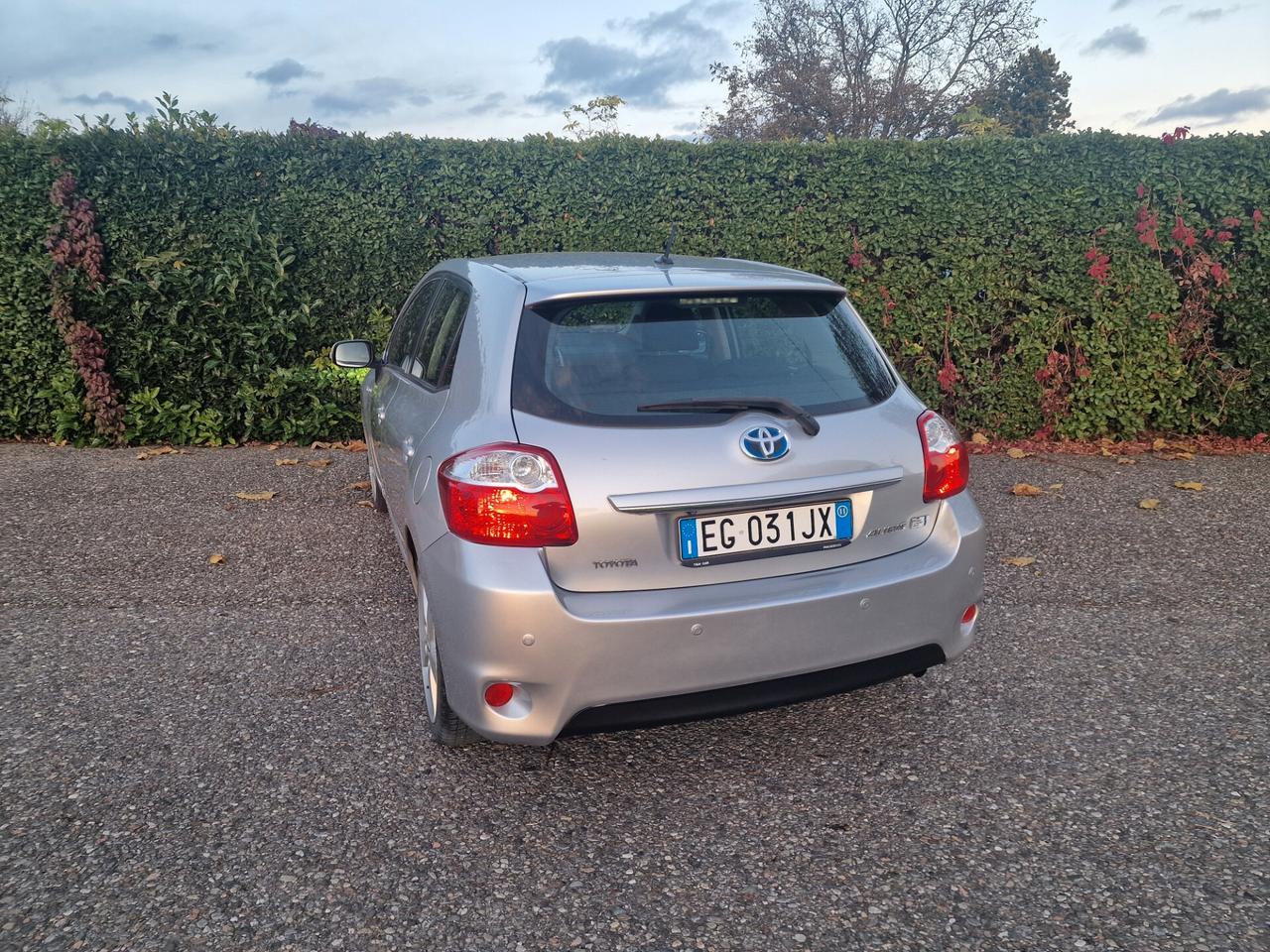 Toyota Auris 1.8 Hybrid 92000km