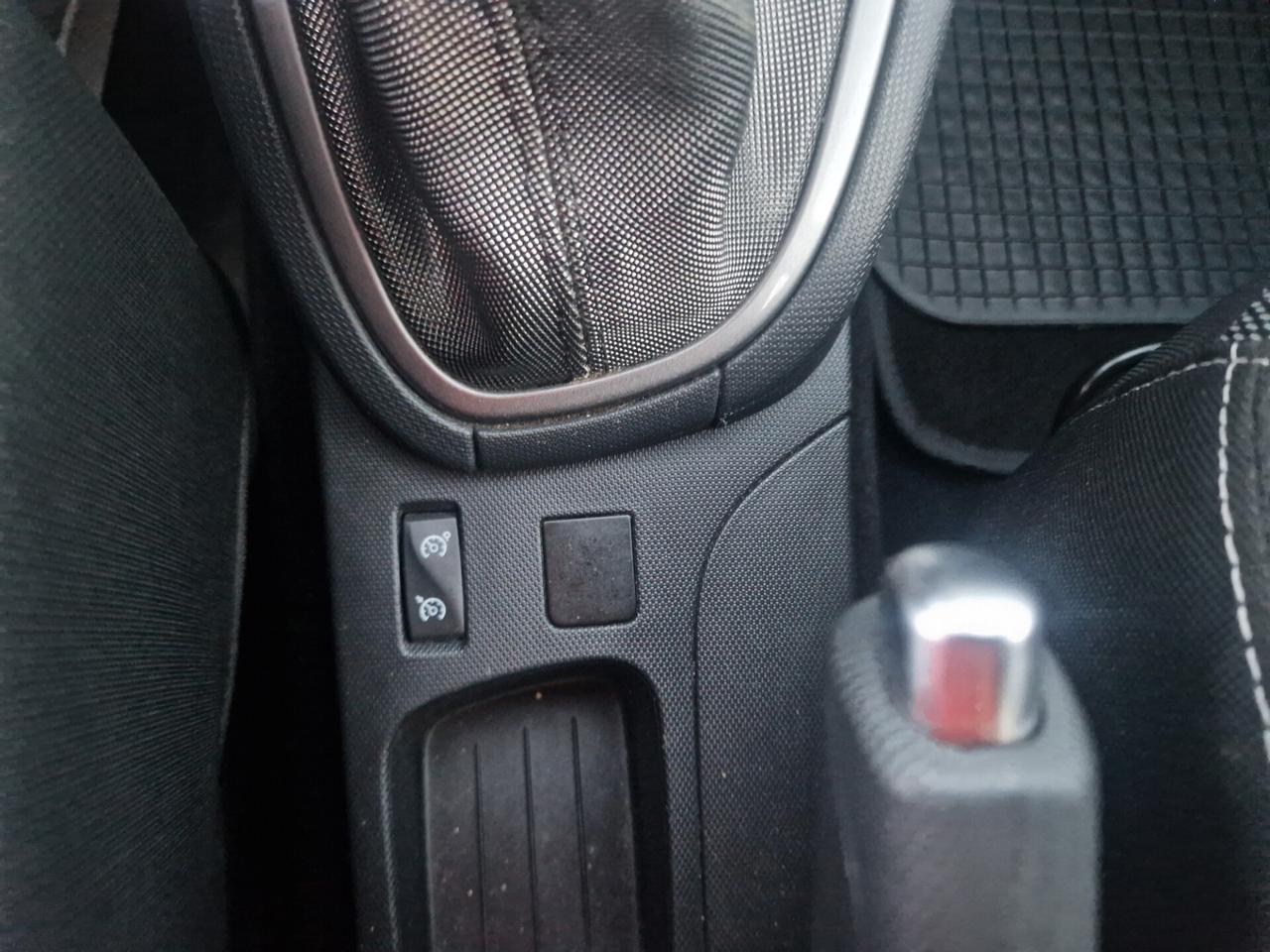 Renault Clio 1.5 dCi 90CV Costume National - 2015