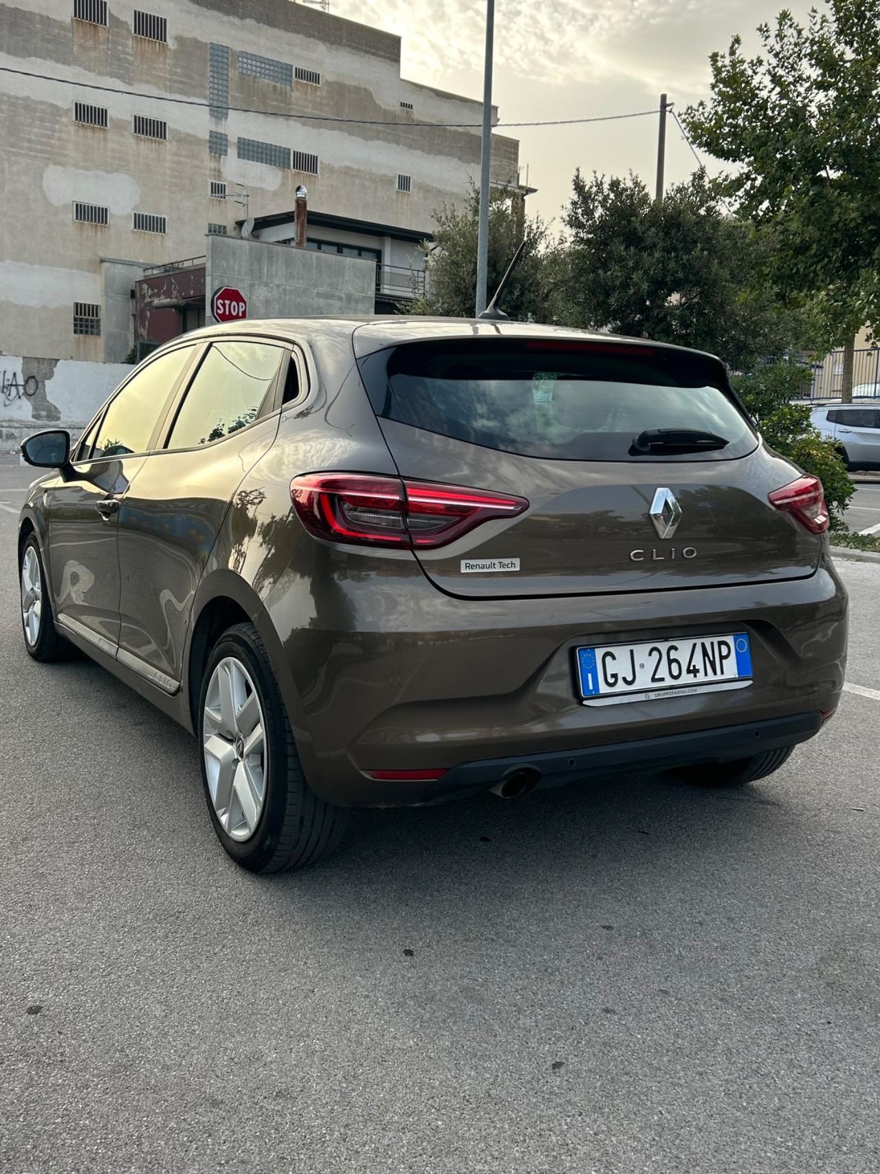 Renault Clio Blue dCi 85 CV 5 porte Intens - 2020