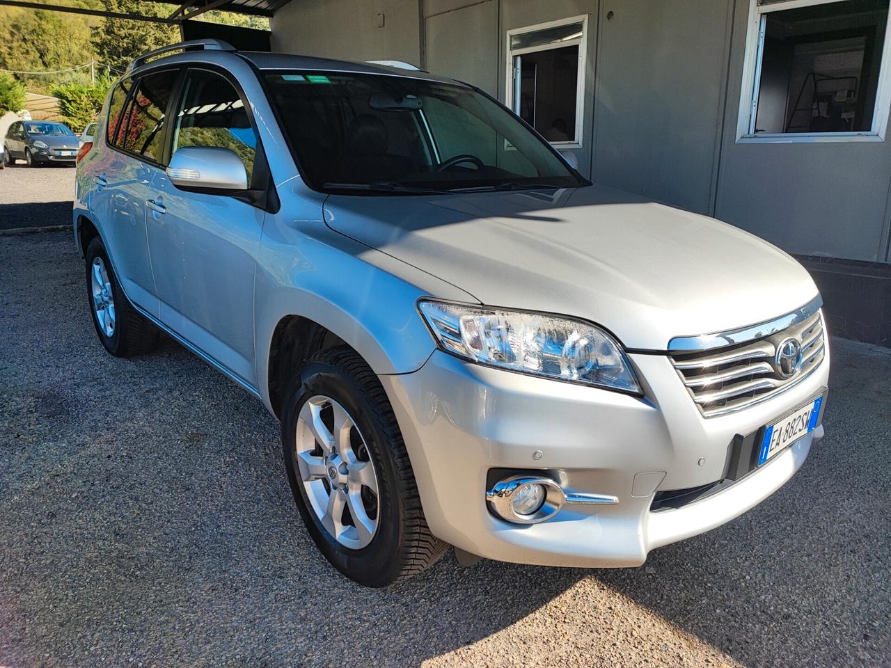 Toyota RAV 4 RAV4 Crossover 2.2 D-4D 150 CV DPF Exclusive GANCIO TRAINO