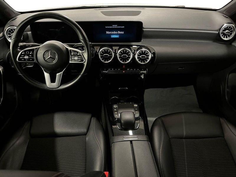 Mercedes-Benz Classe A A 180 d Sport Night edition auto