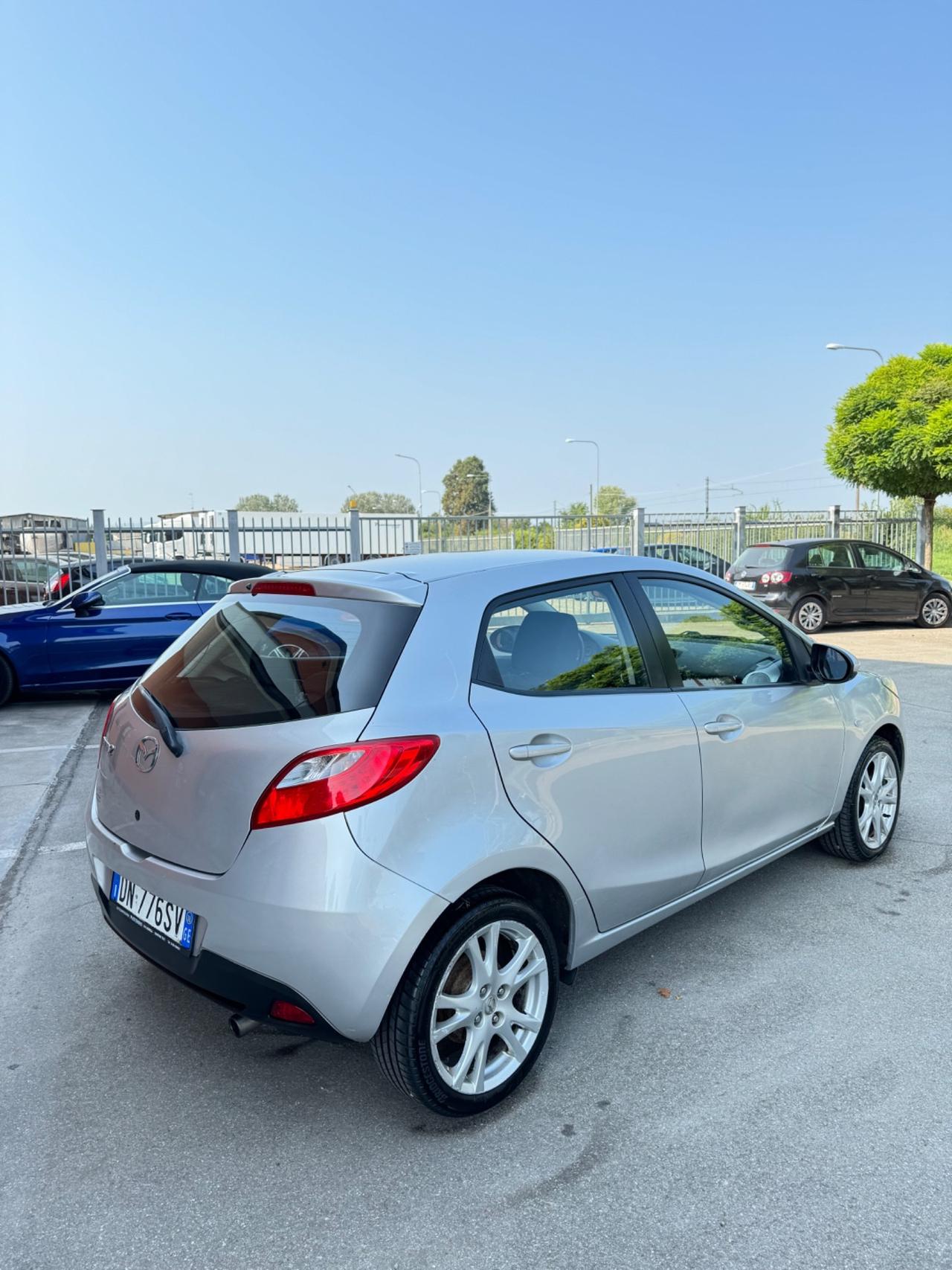 Mazda 2 Mazda2 1.5 16V 103CV 5p. Fun