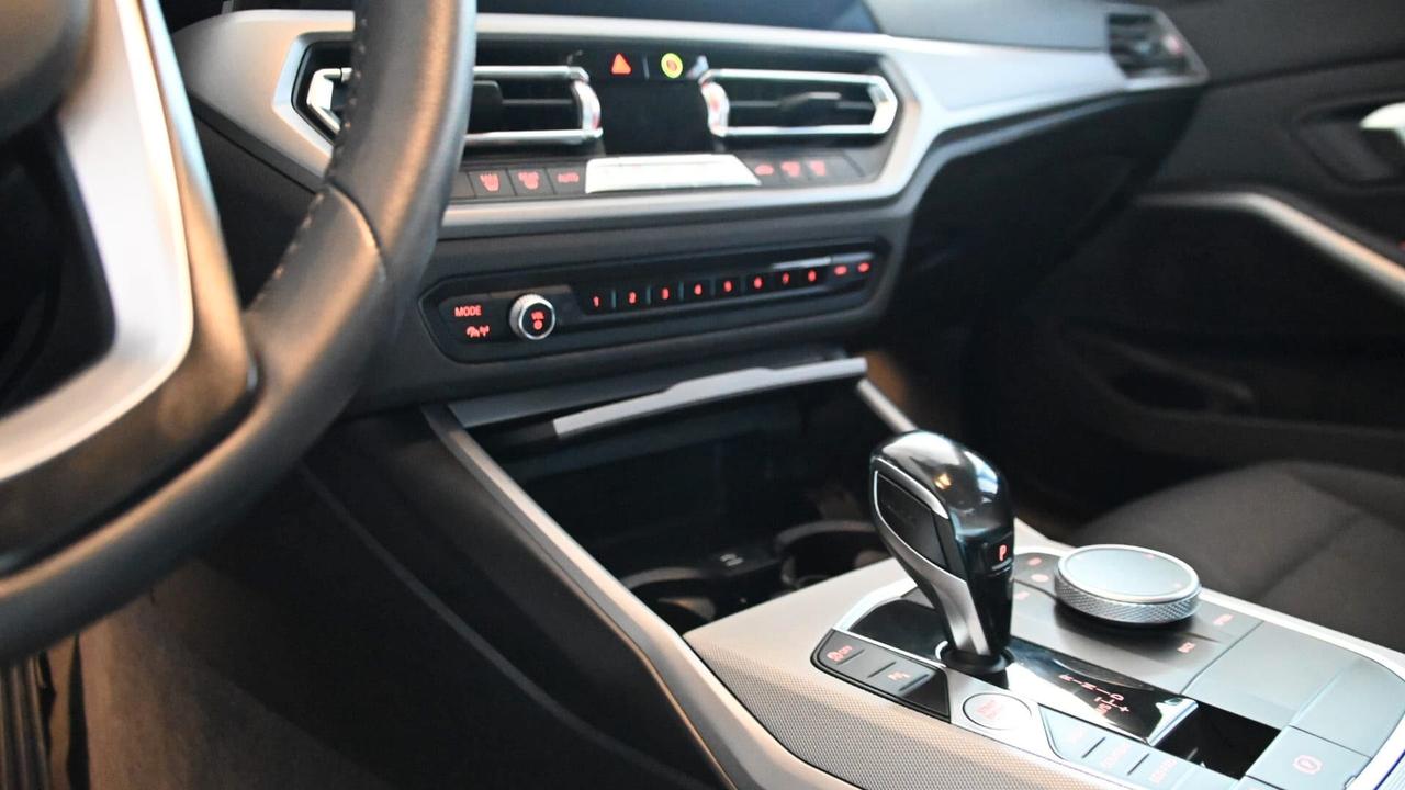 BMW 320 320d 48V xDrive