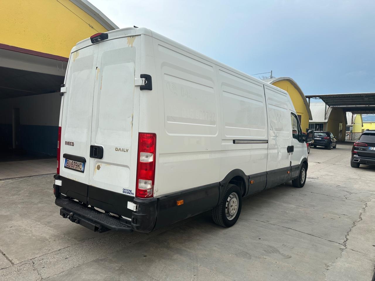 Iveco Daily 2.3d Maxi Lungo GancioT. Clima-2012
