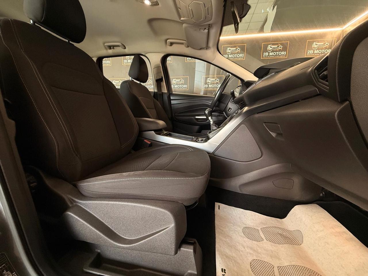 Ford Kuga 2.0 TDCI 120 CV S&S 2WD Business