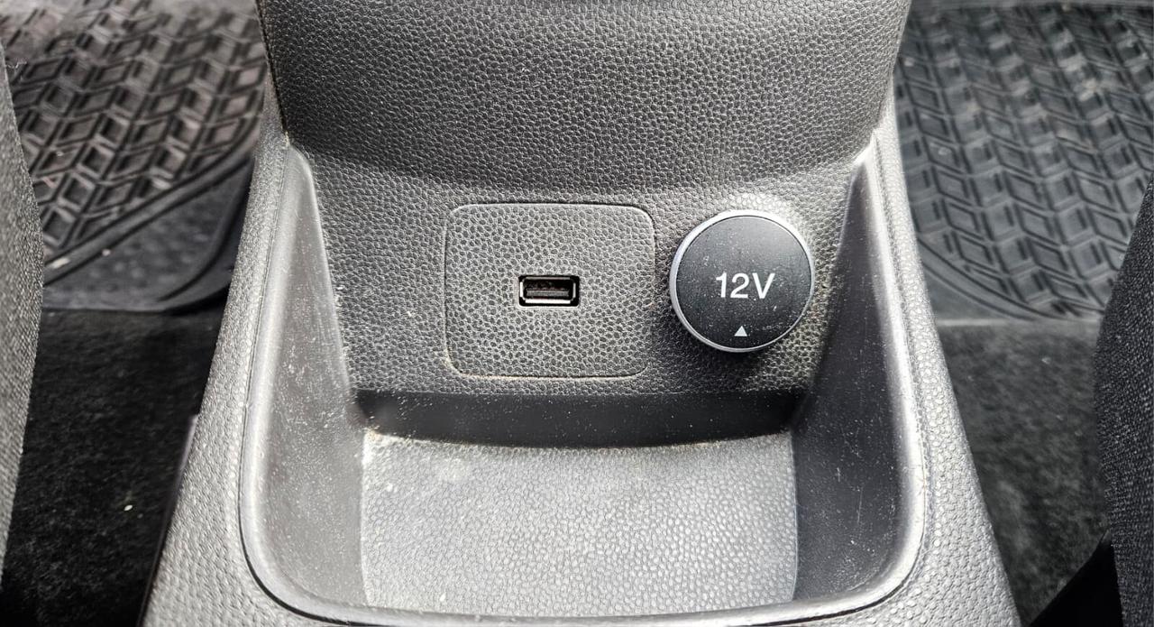 Ford Fiesta Van 1.5 TDCi 75CV (Autocarro)