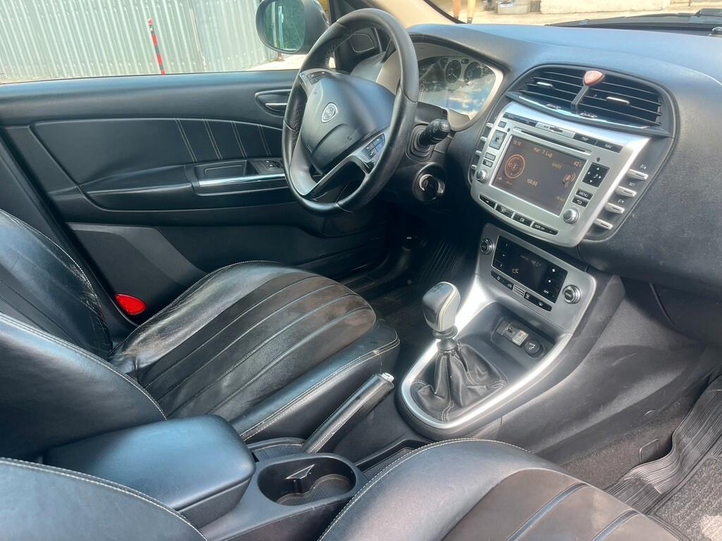 Lancia Delta 1.6 MJT DPF Platino