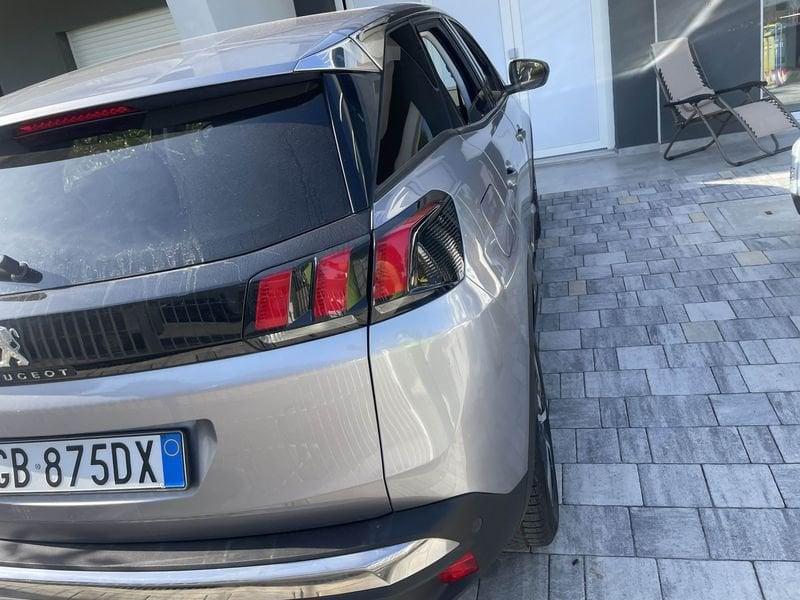Peugeot 3008 BlueHDi 130 EAT8 S&S Allure