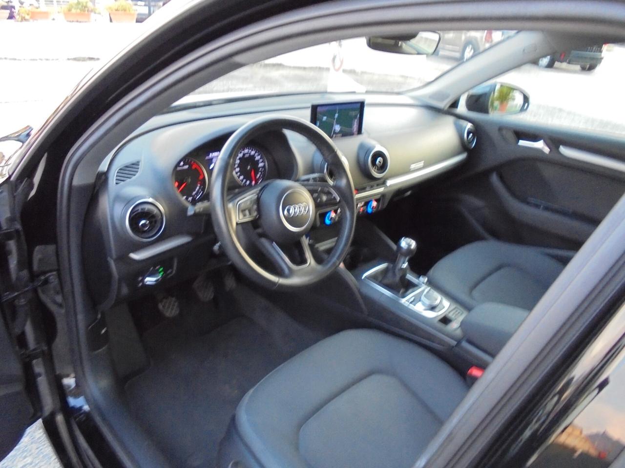 Audi A3 SPB 30 TDI Business