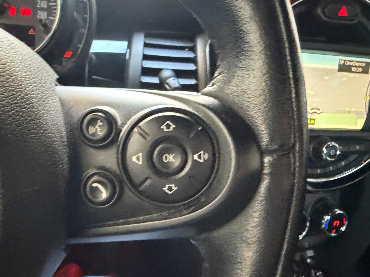 Mini 1.5 Cooper D Business