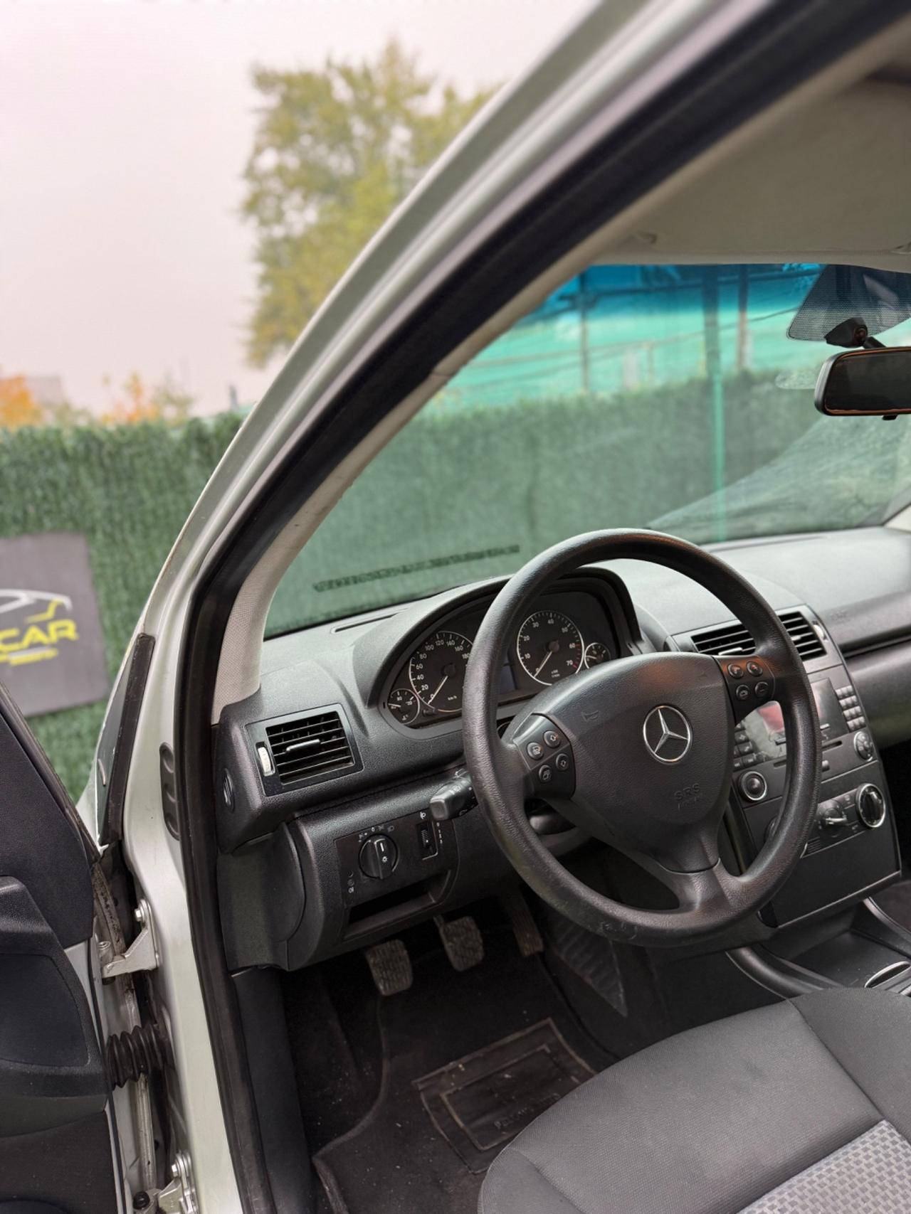 Mercedes A150 100000KM BENZINA NEOPATENTATI