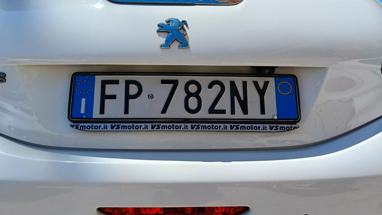 PEUGEOT 208 1.2 BENZ-RETROC-PREZZO PROMO!