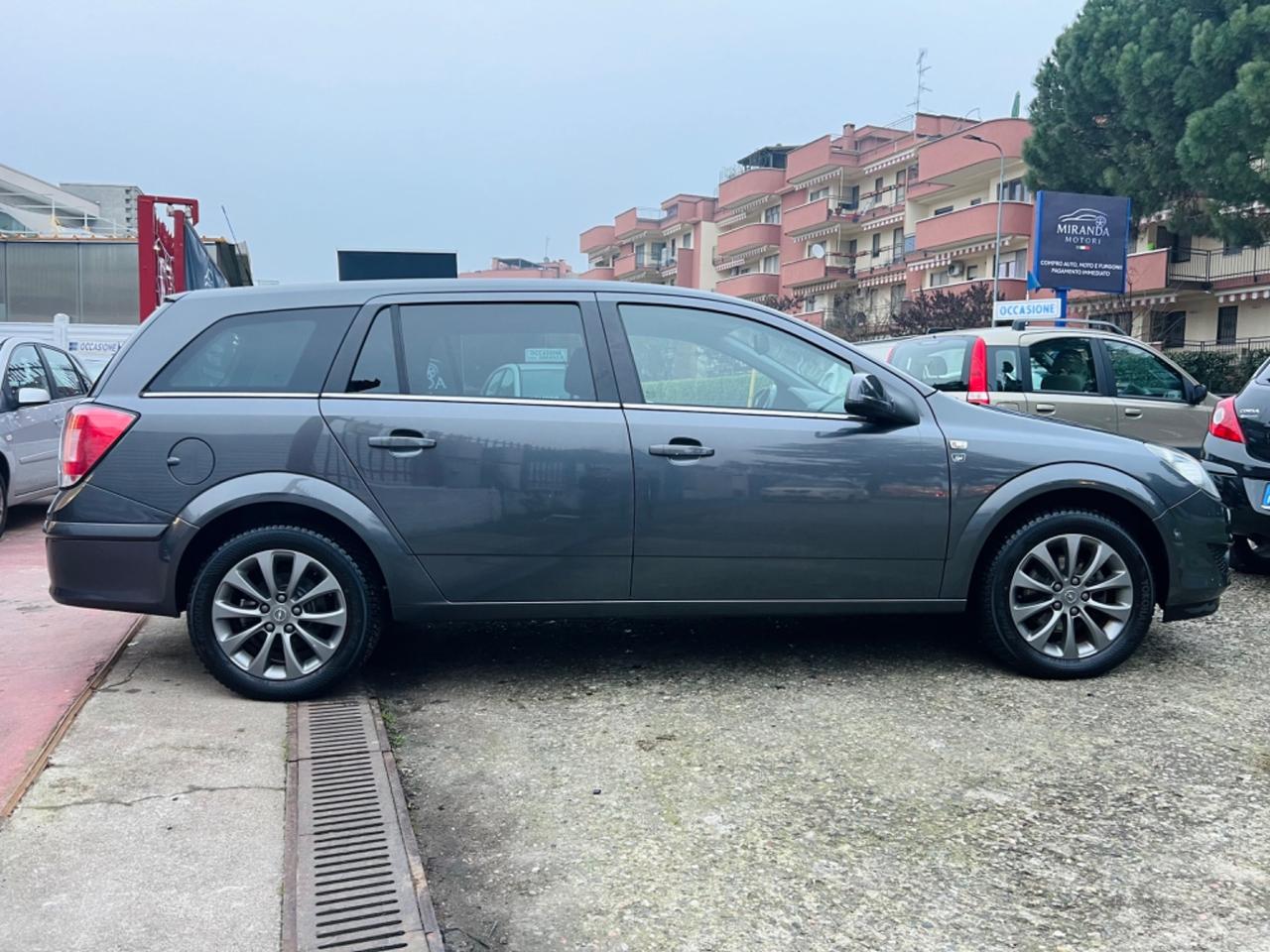 Opel Astra 1.6 16V GPL-TECH Station Wagon Edition