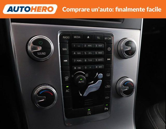 VOLVO V60 Cross Country D3 Geartronic Momentum