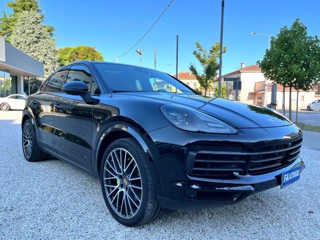 PORSCHE Cayenne Coupé 3.0 V6 E-Hybrid Platinum Edition