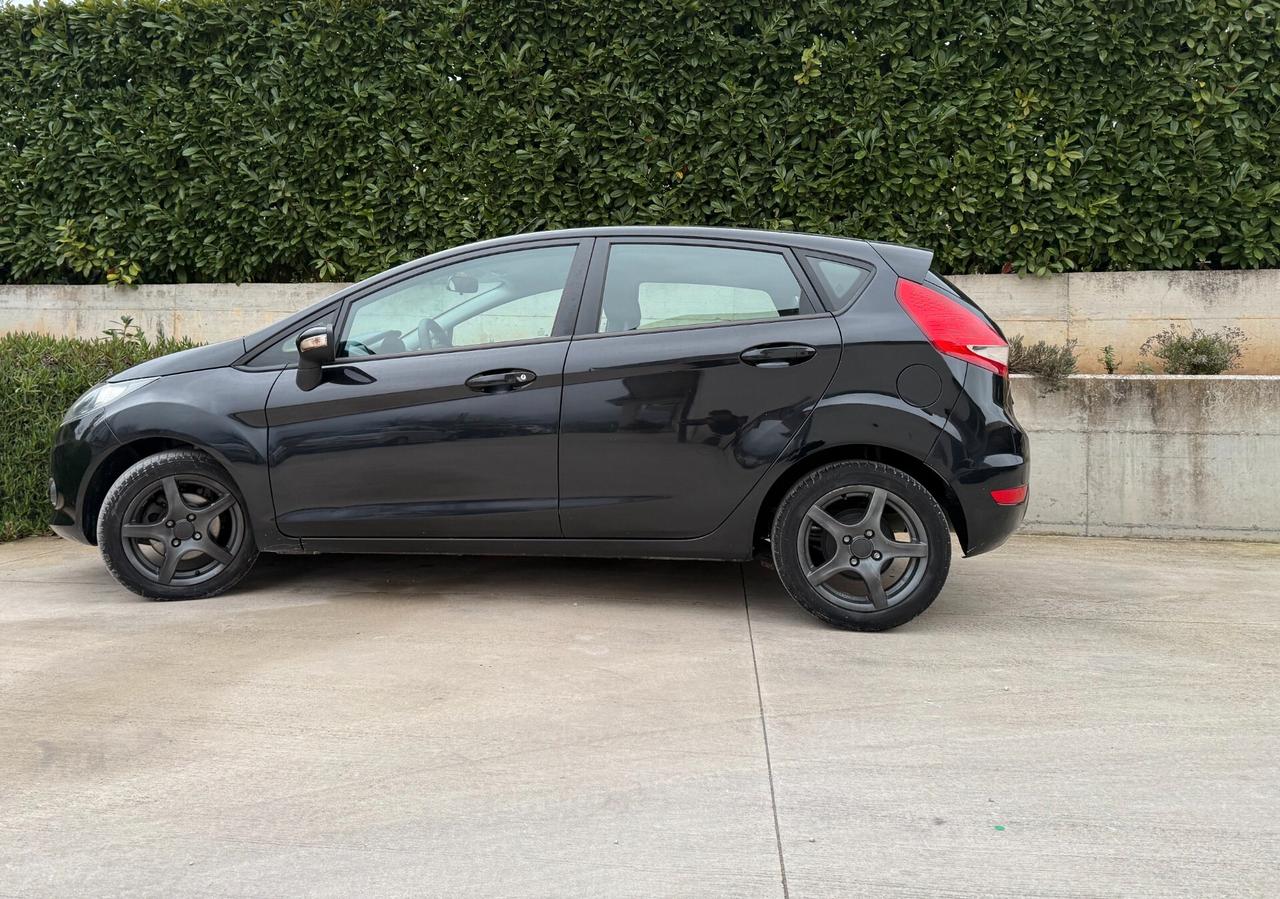 Ford Fiesta 1.4 TDCI 5 porte Titanium Euro5