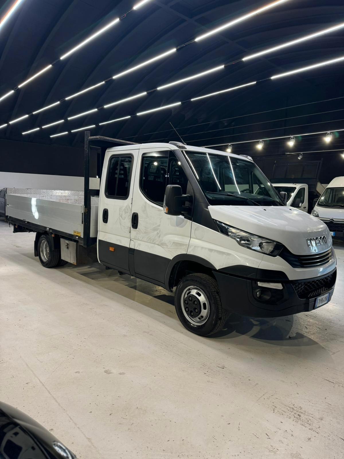 IVECO DOPPIA CABINA