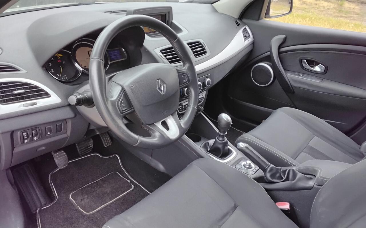 Renault Megane Mégane 1.5 dCi 110CV SporTour Confort