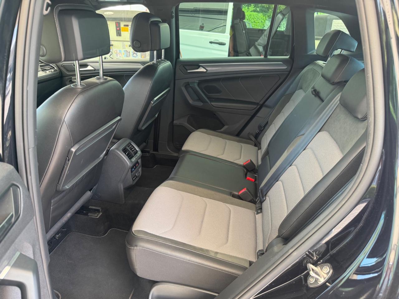 Volkswagen Tiguan 2.0 TDI 190 CV 4MOTION R LINE