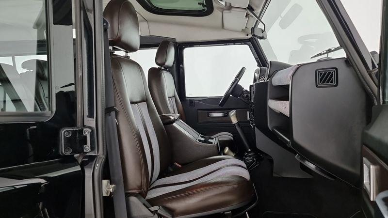 Land Rover Defender Defender 110 2.4 TD4 SE