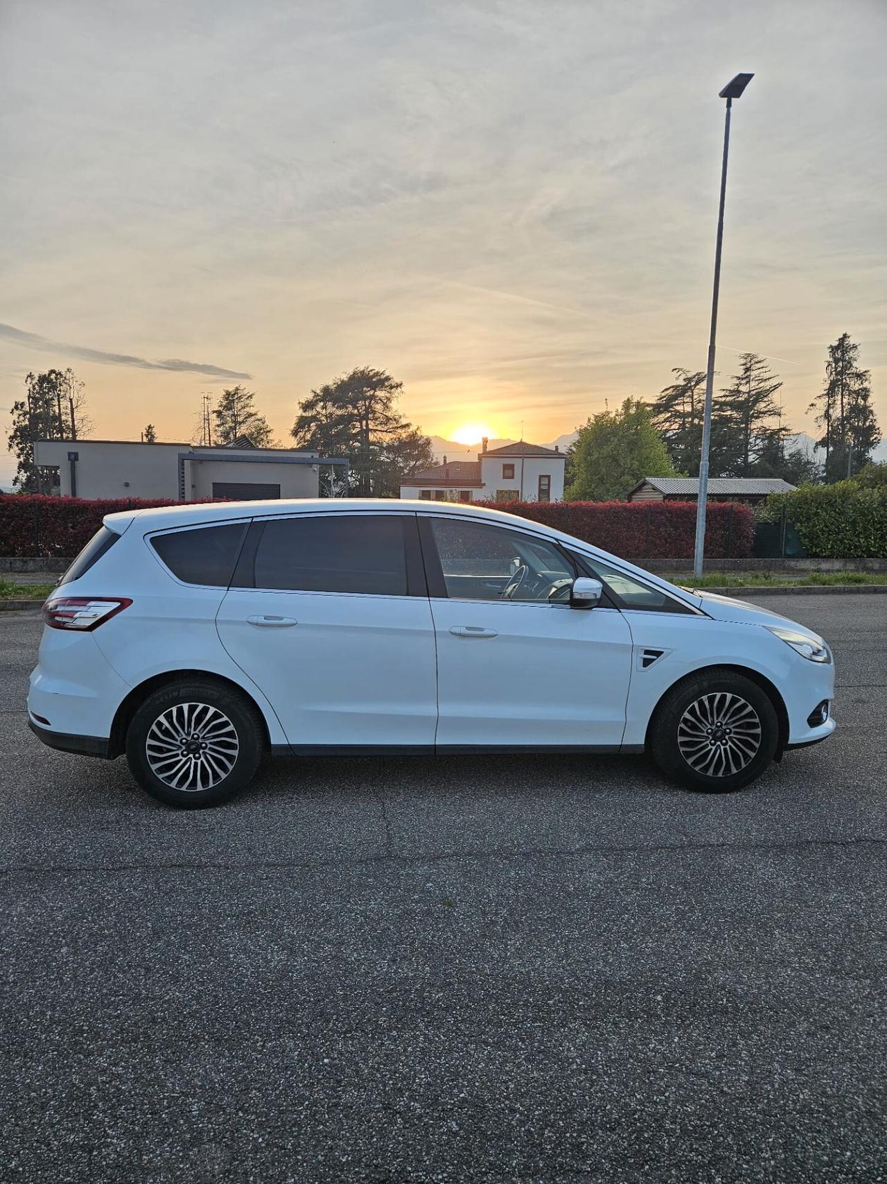 Ford S-Max 2 VIGNALE