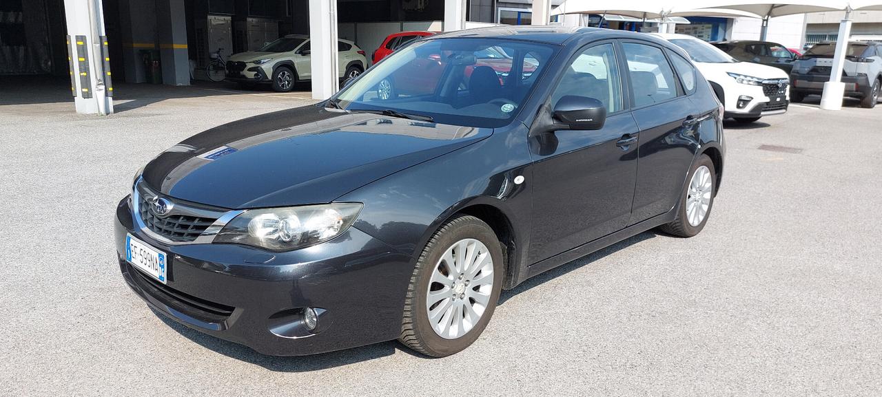 Subaru Impreza 2.0 Bi-Fuel, cambio manuale con ridotte