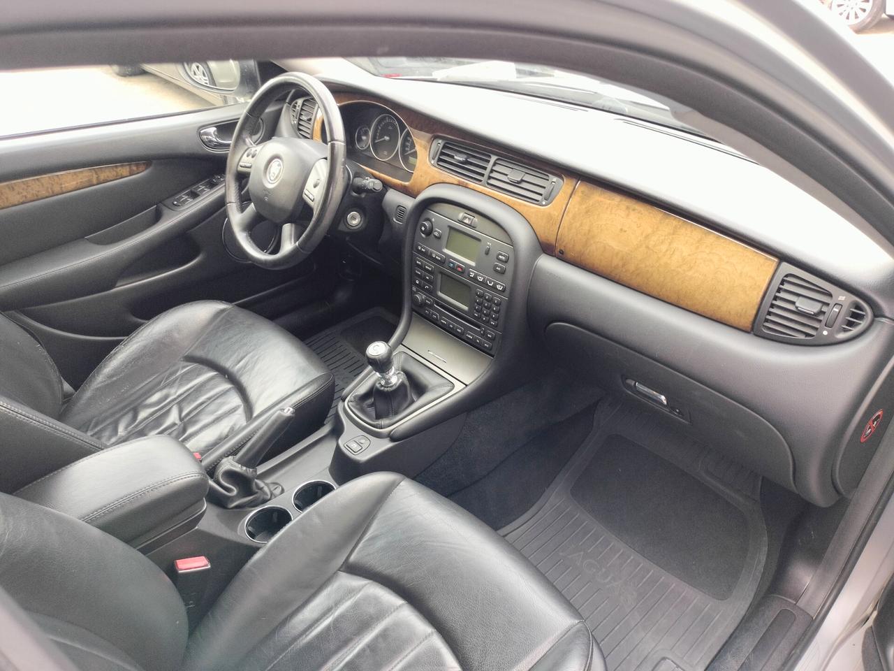 Jaguar X-Type 2.0D 131 C.V. cat Wagon Executive INTERNI IN PELLE FARI EXNO