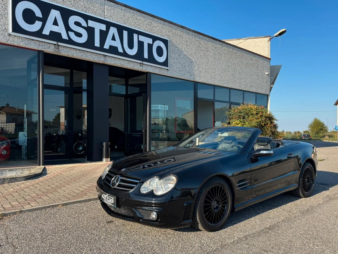 Mercedes SL 55 AMG targa oro