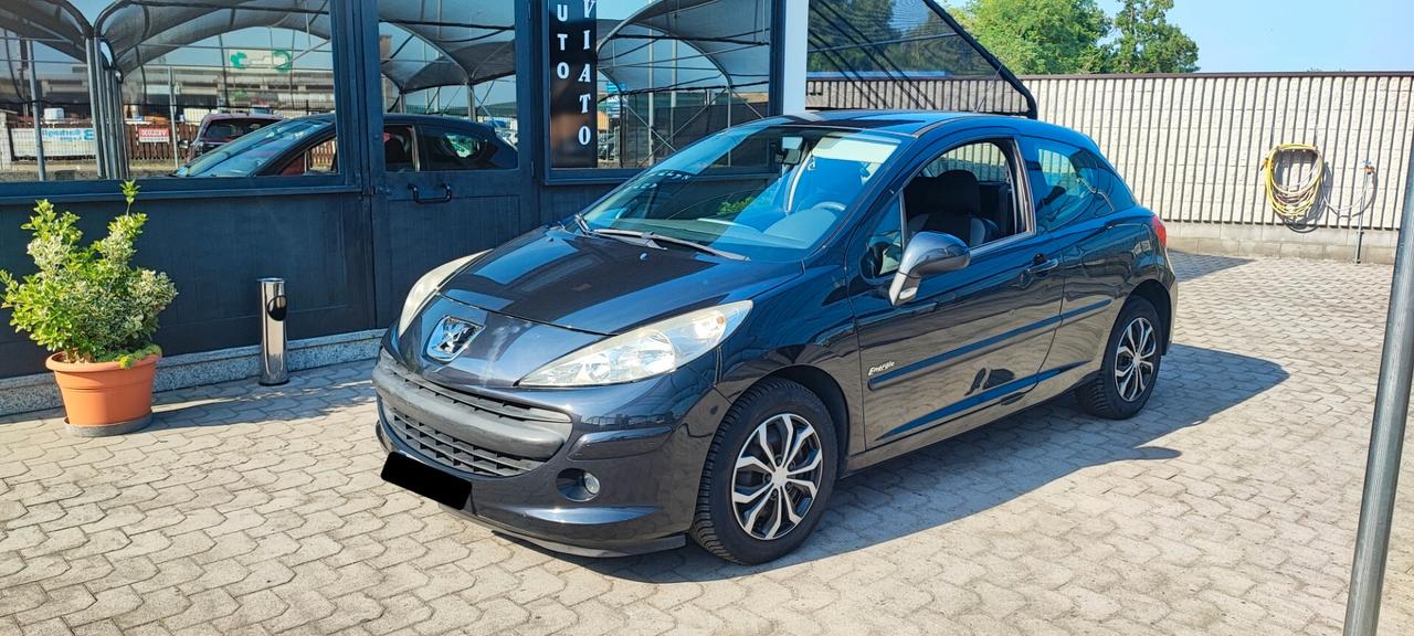 Peugeot 207 1.4 8V 75CV 3p. X Line
