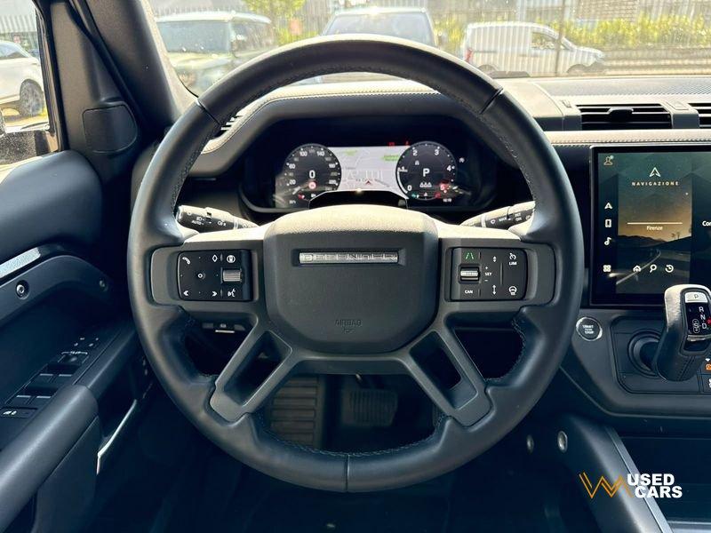 Land Rover Defender D250 AWD Auto 110 S