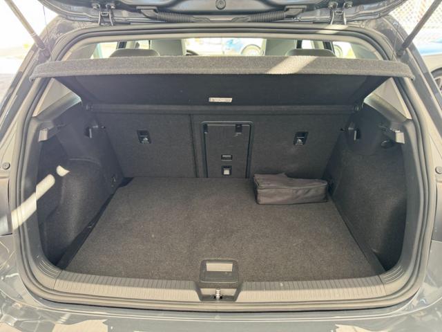 VOLKSWAGEN Golf 2.0 TDI 150cv DSG Style (Led/App/Navi)