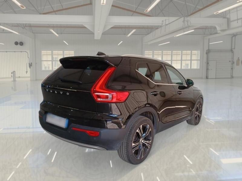 VOLVO XC40 B4 AWD AUTOMATICO INSCRIPTION SUV