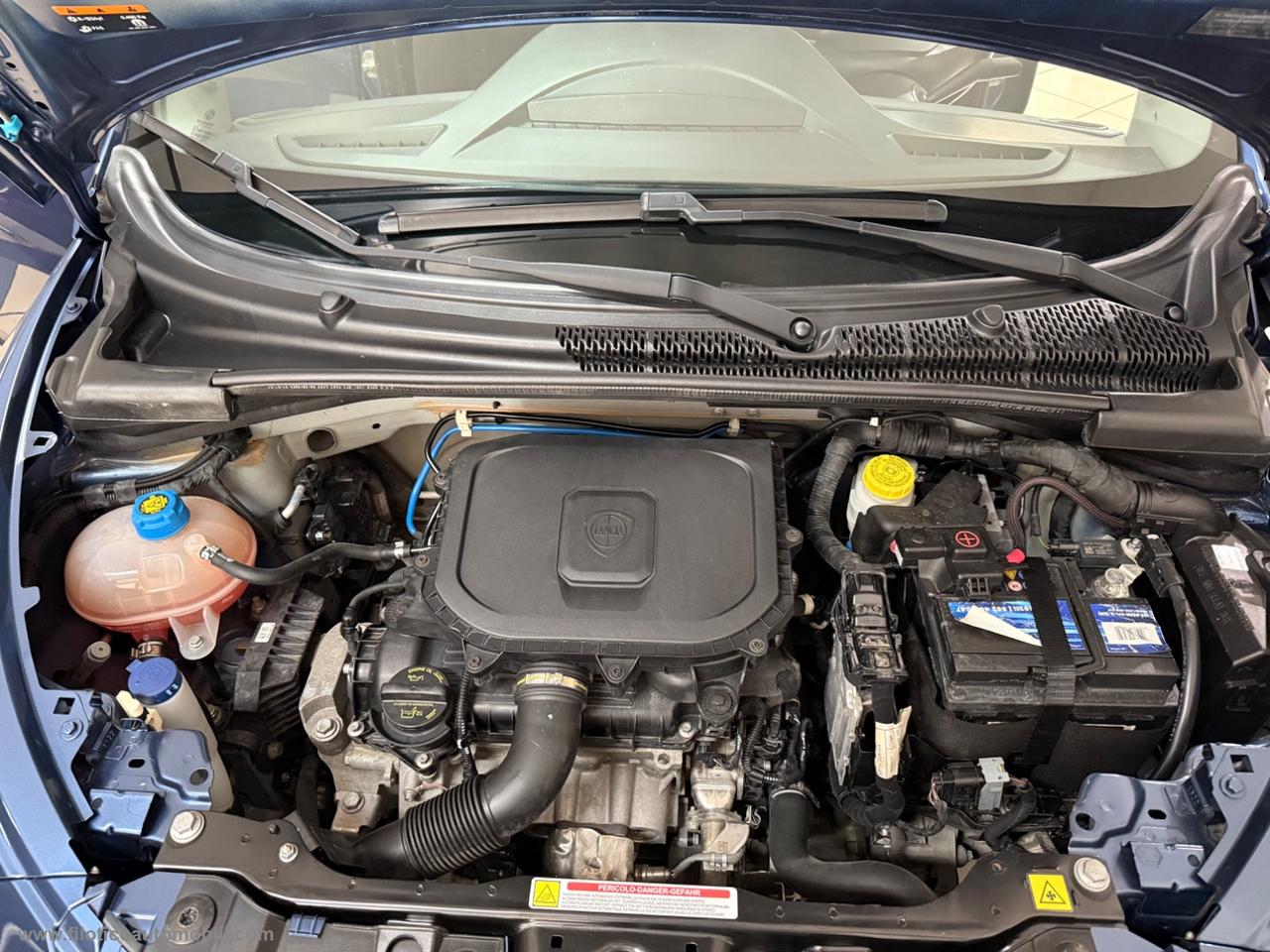 LANCIA Ypsilon 1.0 FireFly 5p.S&S Hybryd Gold 5 POSTO - CARPLAY