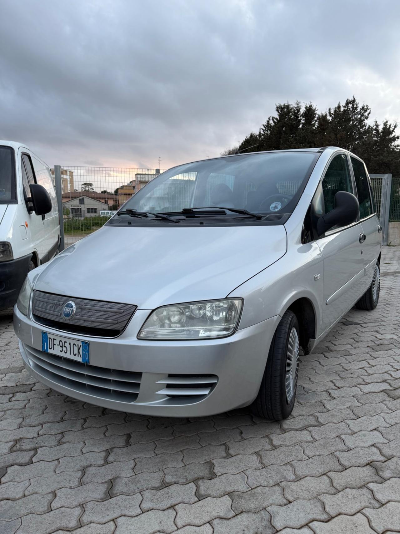 Fiat Multipla 1.9 MJT Emotion