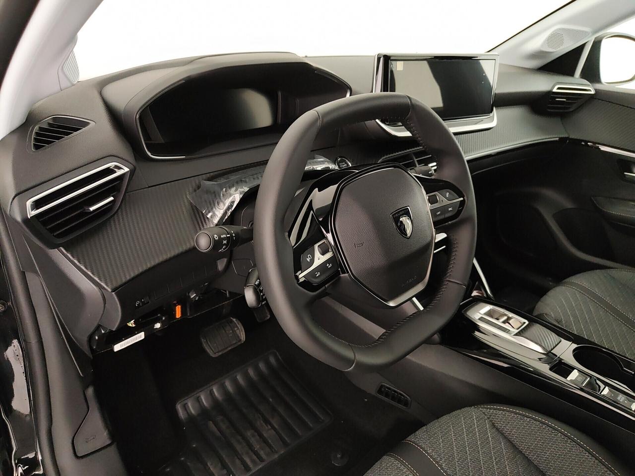 Peugeot 208 motore elettrico 136 CV 5 porte Allure