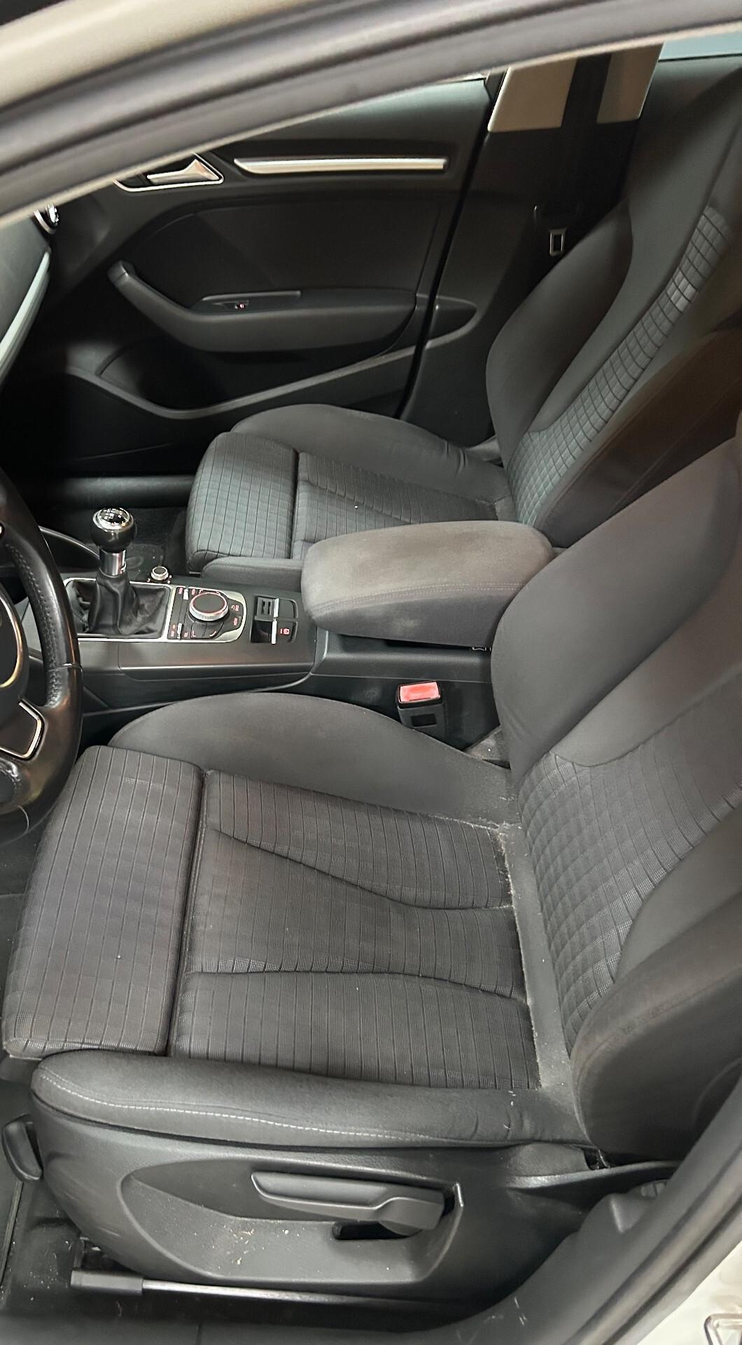 AUDI A3 1.6 Tdi 110 cv “NAVI/LED/VETRI OSC”-2016