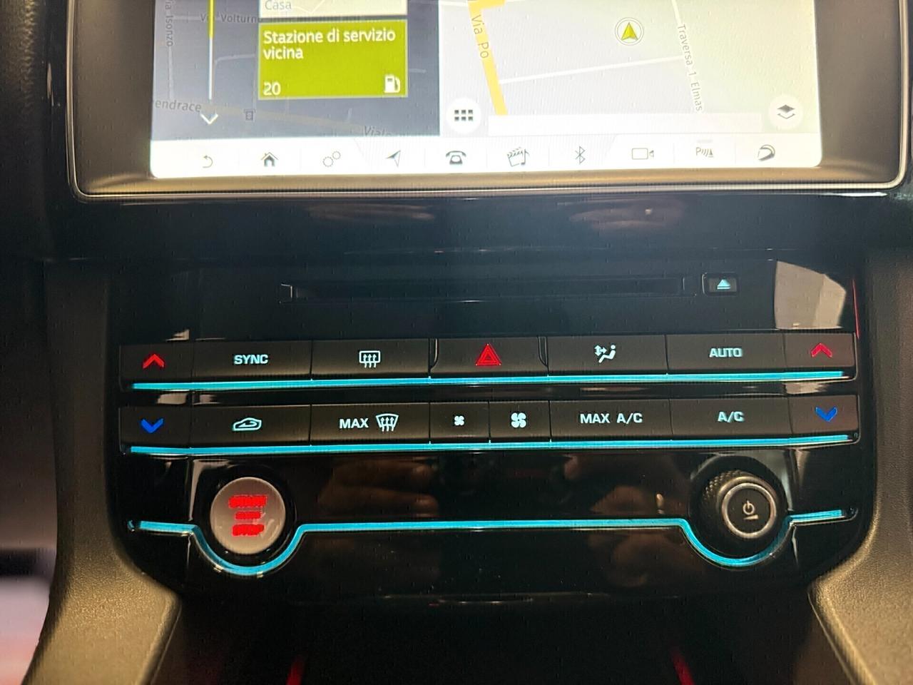 Jaguar F-Pace 2.0 D 240 CV AWD aut. R-Sport