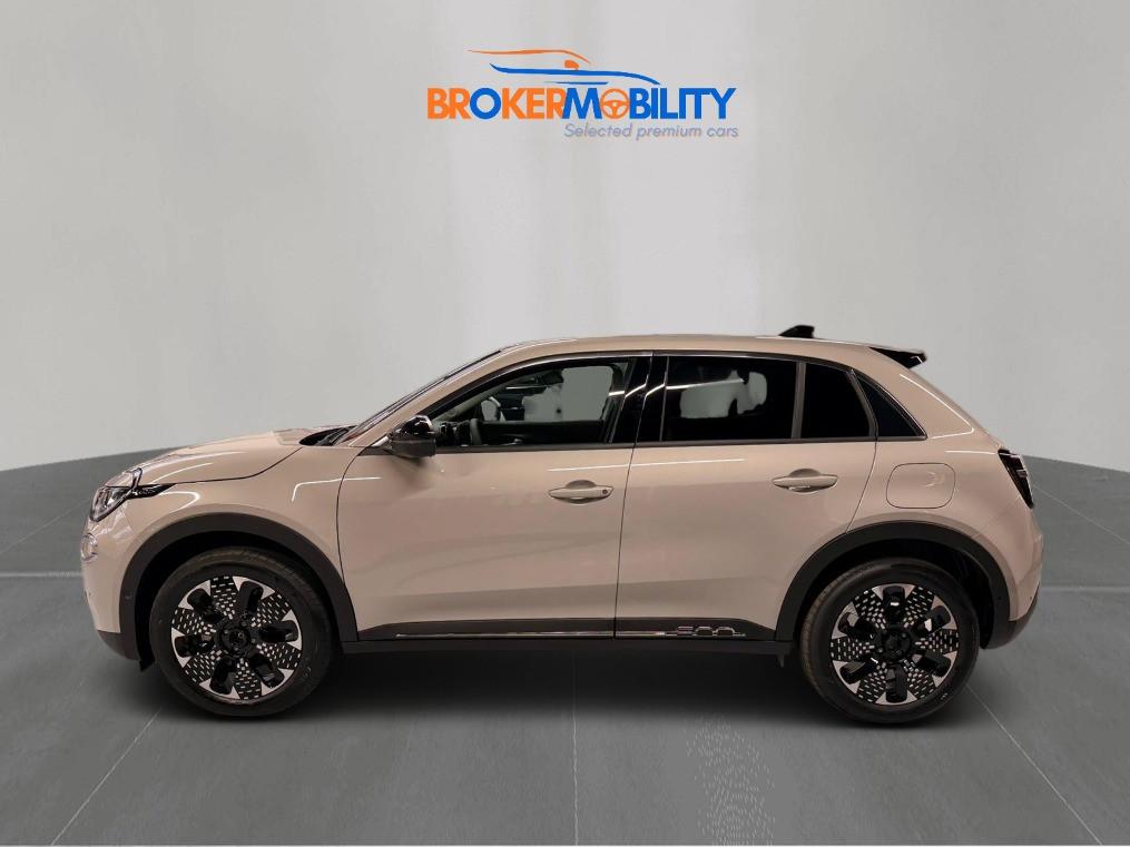 Fiat 600 Hybrid 110 CV DCT MHEV La Prima