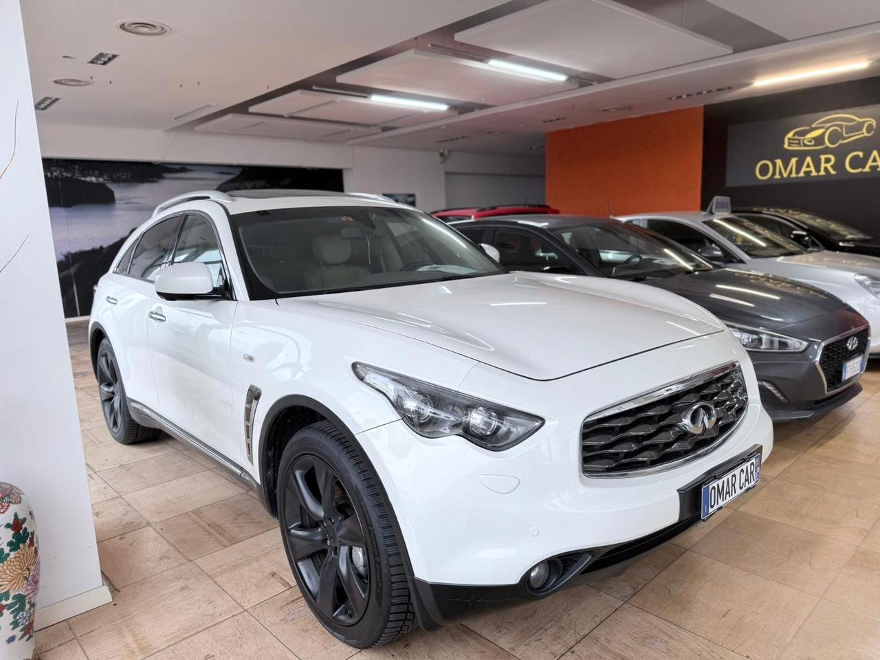 Infiniti FX30d 3.0 DIESEL 2011 TOP!