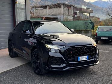 AUDI RS Q8 TFSI V8 quattro tiptronic