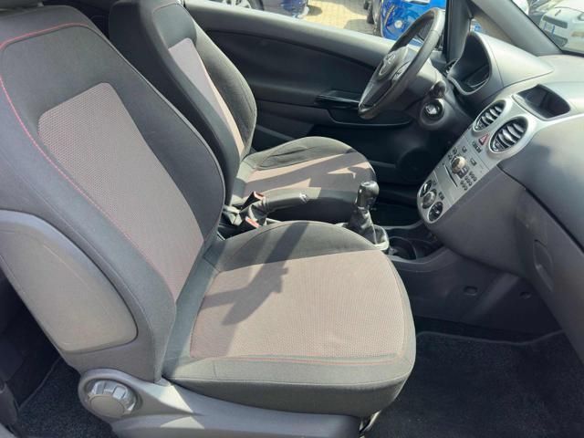 OPEL Corsa 1.4 16V 3 porte Sport