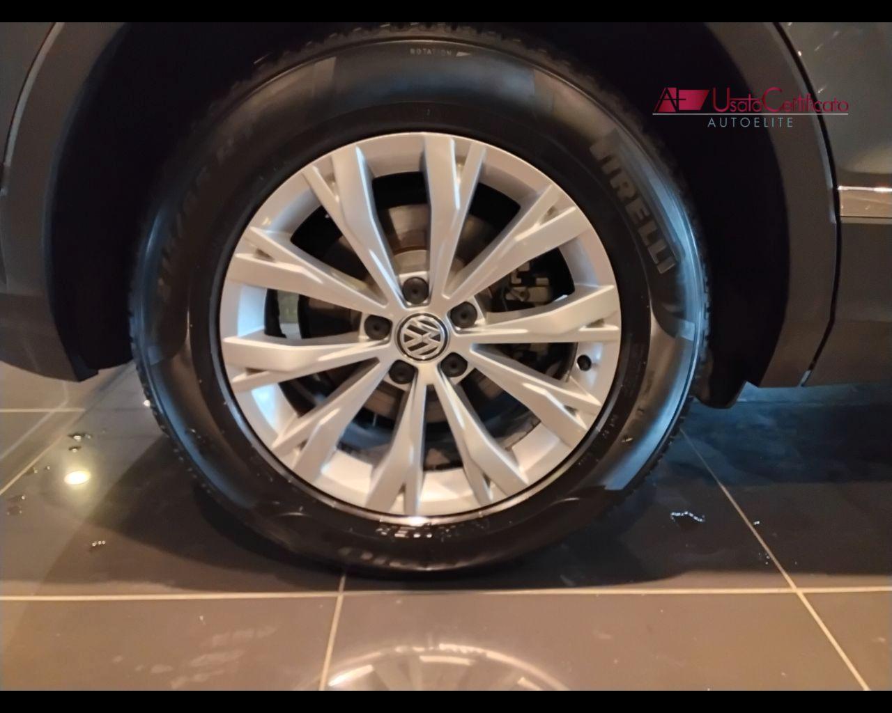 VOLKSWAGEN Tiguan 2.0 TDI SCR DSG Business BlueMotion Technology