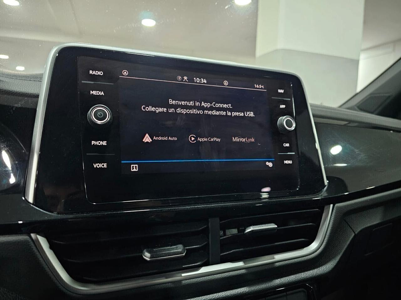 NUOVA VOLKSWAGEN T-ROC 2.0 TDI 150CV R-LINE - ITALIANA PRONTA CONSEGNA