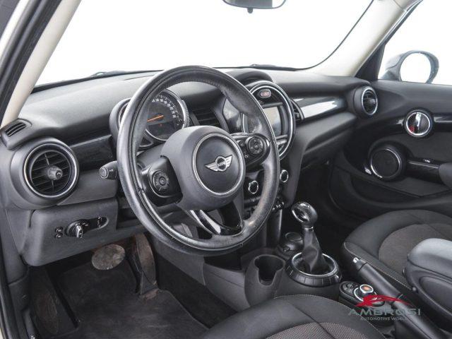 MINI Cooper D 5 porte 1.5 Hype Auto