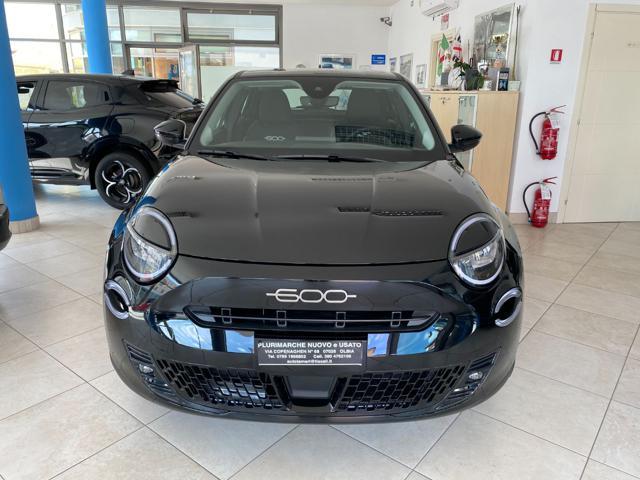 FIAT 600 Hybrid 110 CV DCT MHEV Icon