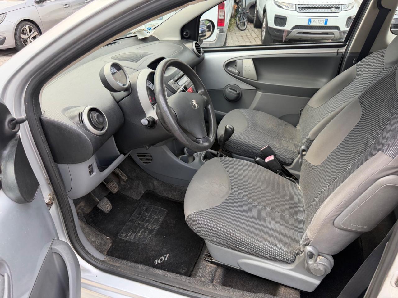 Peugeot 107 1.0 68CV 3p. Sweet Years