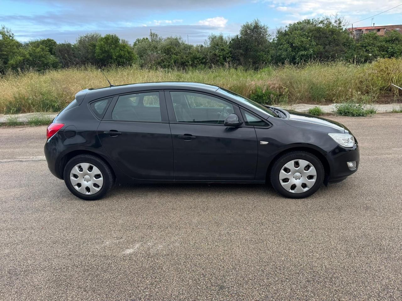 Opel Astra 1.4 16V Twinport 5 porte Enjoy