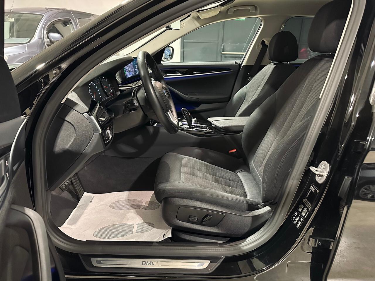 Bmw 520d 48V xDrive Touring Business-GANCIO TRAINO